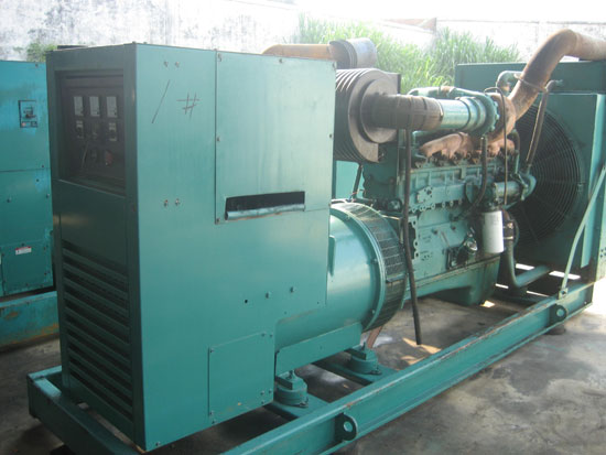 思南租赁发电机- 发电机碳刷磨损的原因是什么