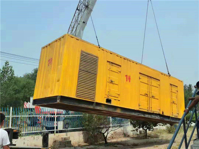思南300KW柴油发电机组油耗是多少？