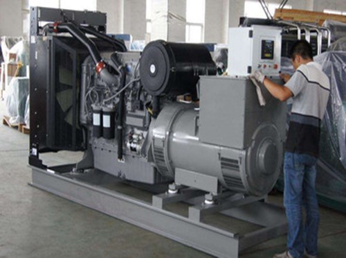 思南柴油发电机组和储能设备配合使用的案例