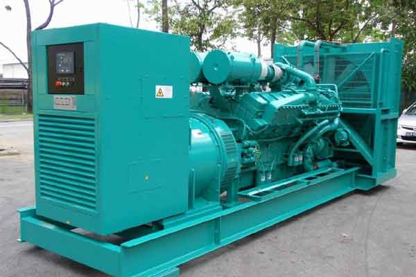 思南柴油发电机组电压不稳定怎样维修？