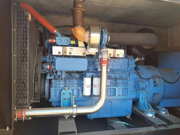 思南燃油消耗率与进气温度的具体关系是什么？