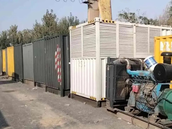 思南200KW柴油发电机机组每小时油耗是多少？