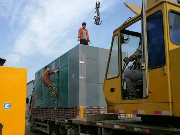 思南更换水冷式机油散热器密封件的操作流程是怎样的？